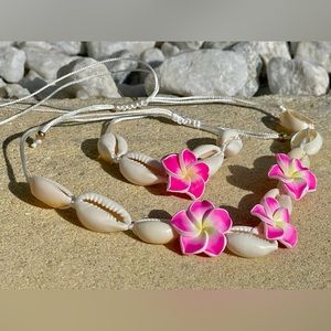 Hawaiian bracelets & necklace set